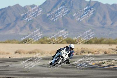 media/Dec-06-2025-CVMA (Sat) [[4a896cc04c]]/Race 8- Formula 40 MW and LW/